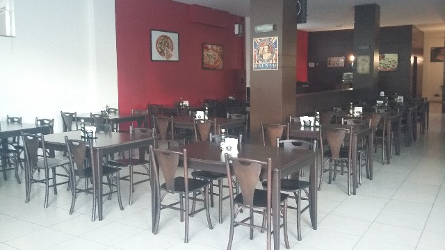 Vendo pizzaria