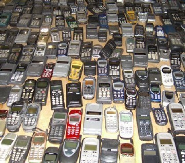 Foto 1 - Sucatas de celulares