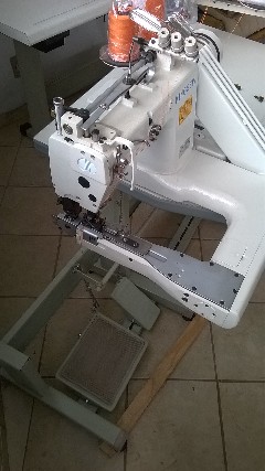Maquina industrial fechadeira de braço